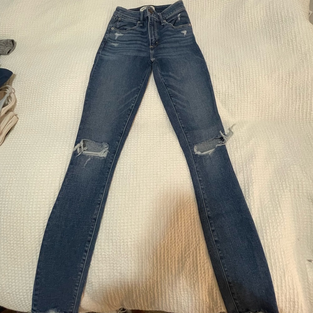 Abercrombie & fitch high rise skinny jeans